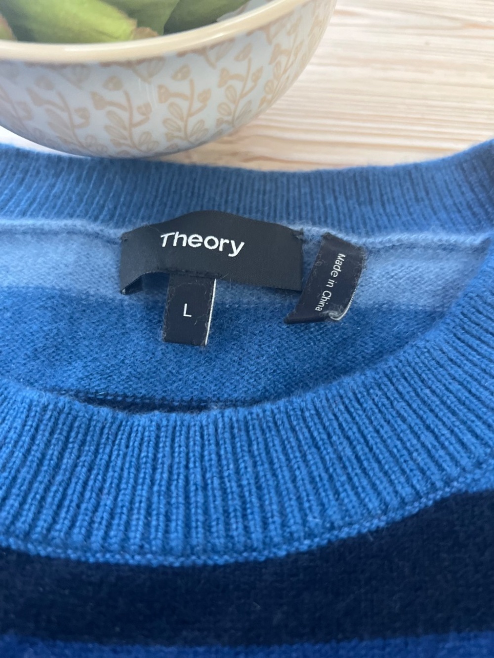 Theory Blue Stripe Cashmere Sweater | Women’s Large | Oversized Fit - Picture 7 of 7